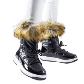 Black insulated snow boots with Adamsvil fur